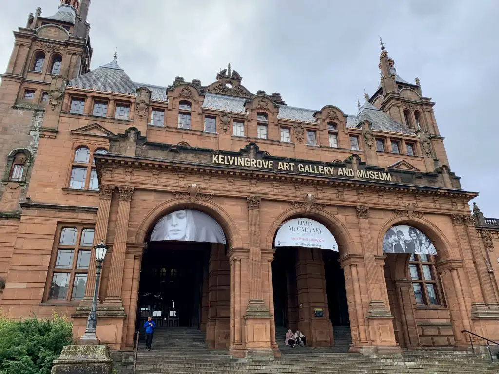 The Kelvingrove Art Gallery and Museum is a family friendly museum. There are many exhibits among its 3 stories including exhibits geared for children. This means fun and learning for the whole family. Our kids loved the animals and dinosaurs!