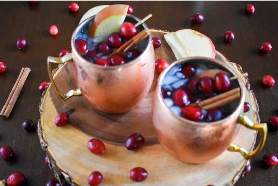 Fall flavored cocktails to enjoy Thanksgiving day!