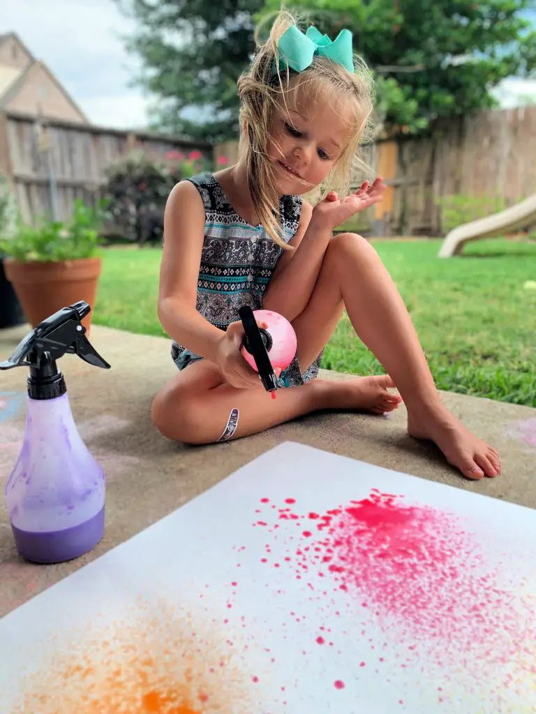 Backyard activities - DIY spray bottle art